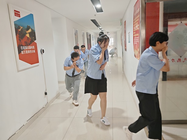 2.jpg 2.jpg
